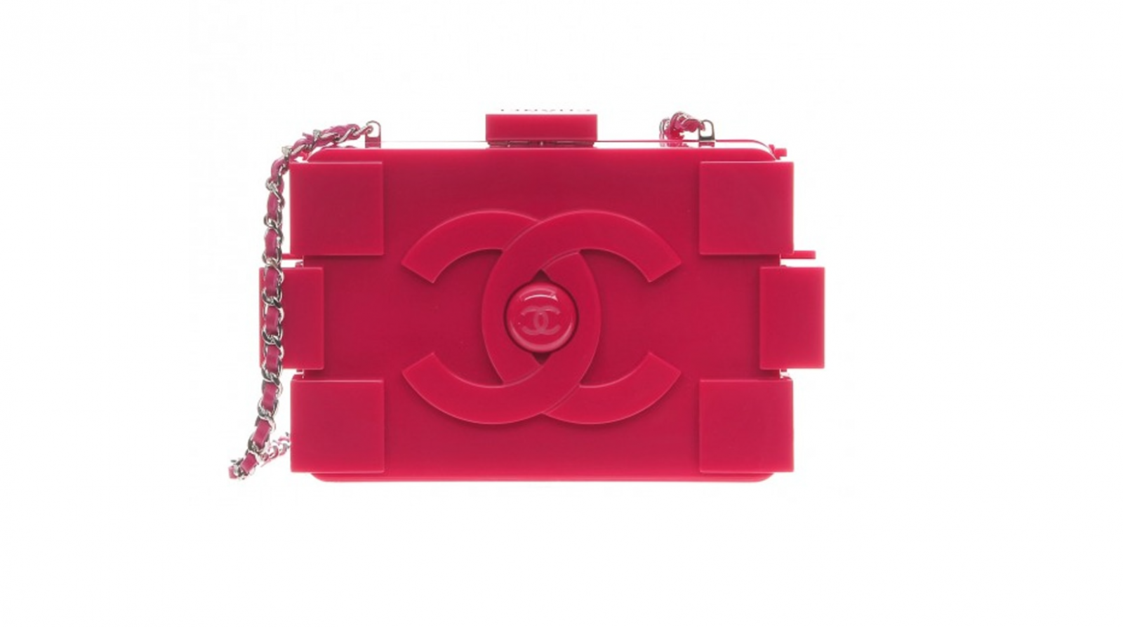 Coach, Kate Spade Parent Company Lays Off Roughly 2,100 Employees – WWD