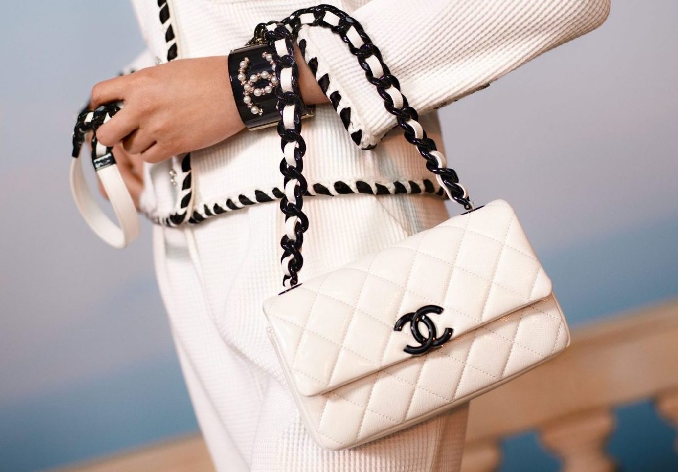 chanel serial number 10218184